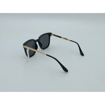 عینک آفتابی زنانه تاش